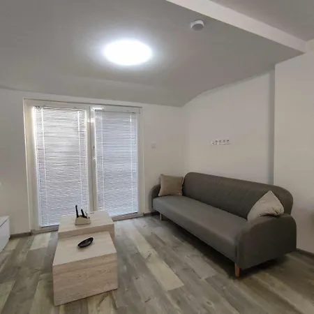 Apartment Enidom *